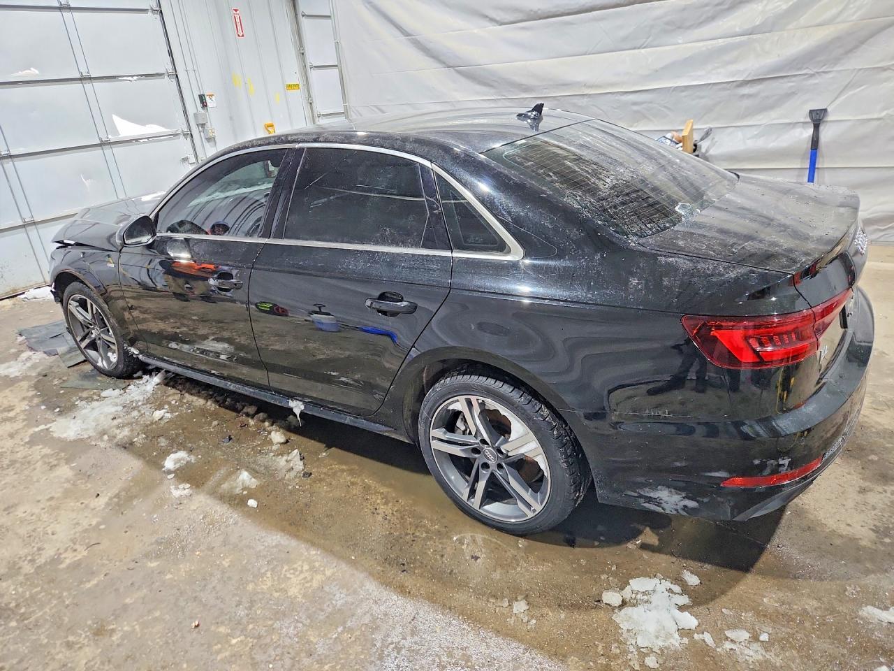 2018 Audi A4 Premium Plus - Фото 2