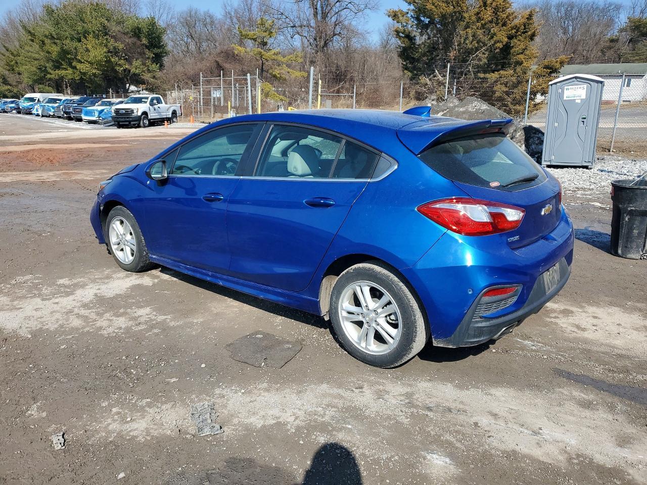 2018 Chevrolet Cruze - Фото 2