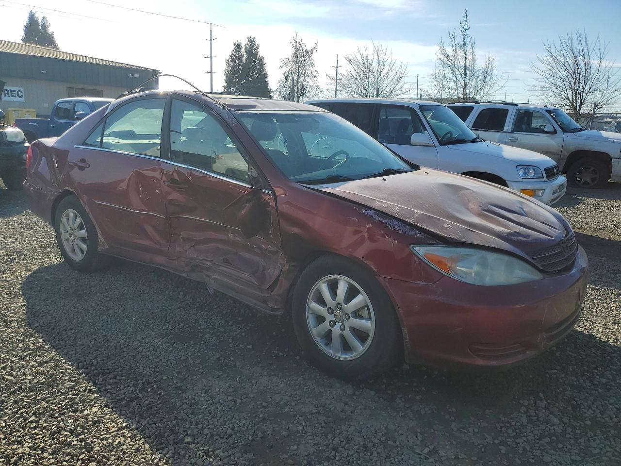 2002 Toyota Camry Le - Фото 4