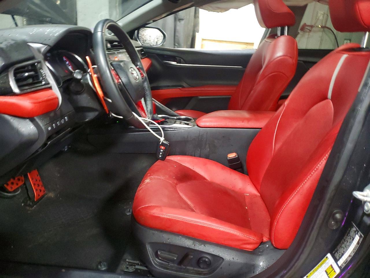 2020 Toyota Camry Xse - Фото 7