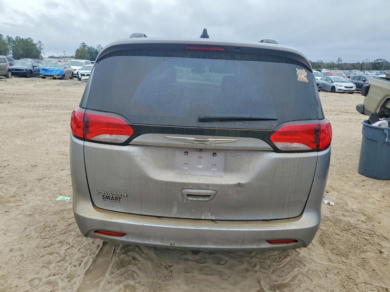 2021 Chrysler Voyager Lxi - Фото 6