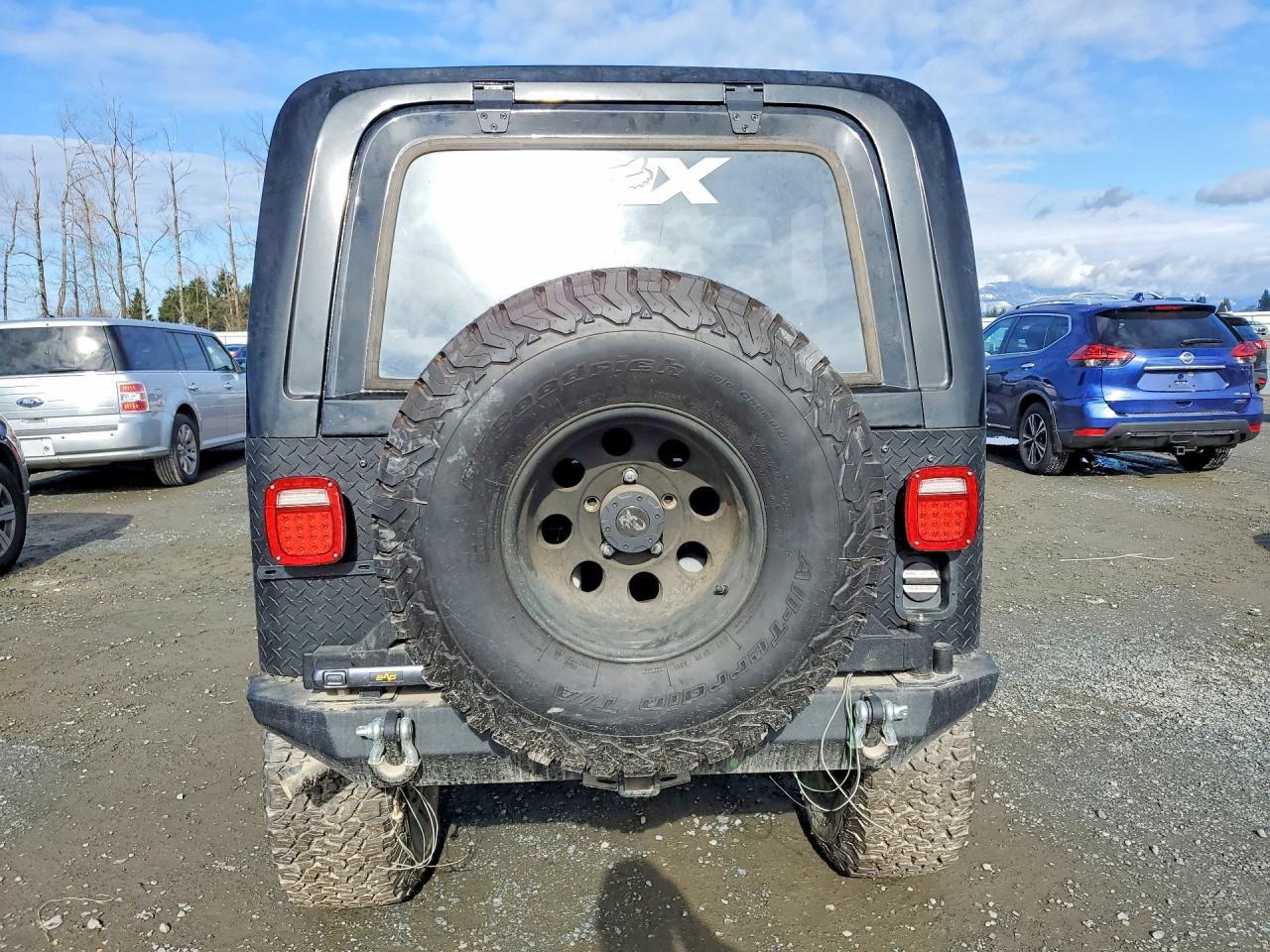 1976 Jeep Wrangler - Фото 6