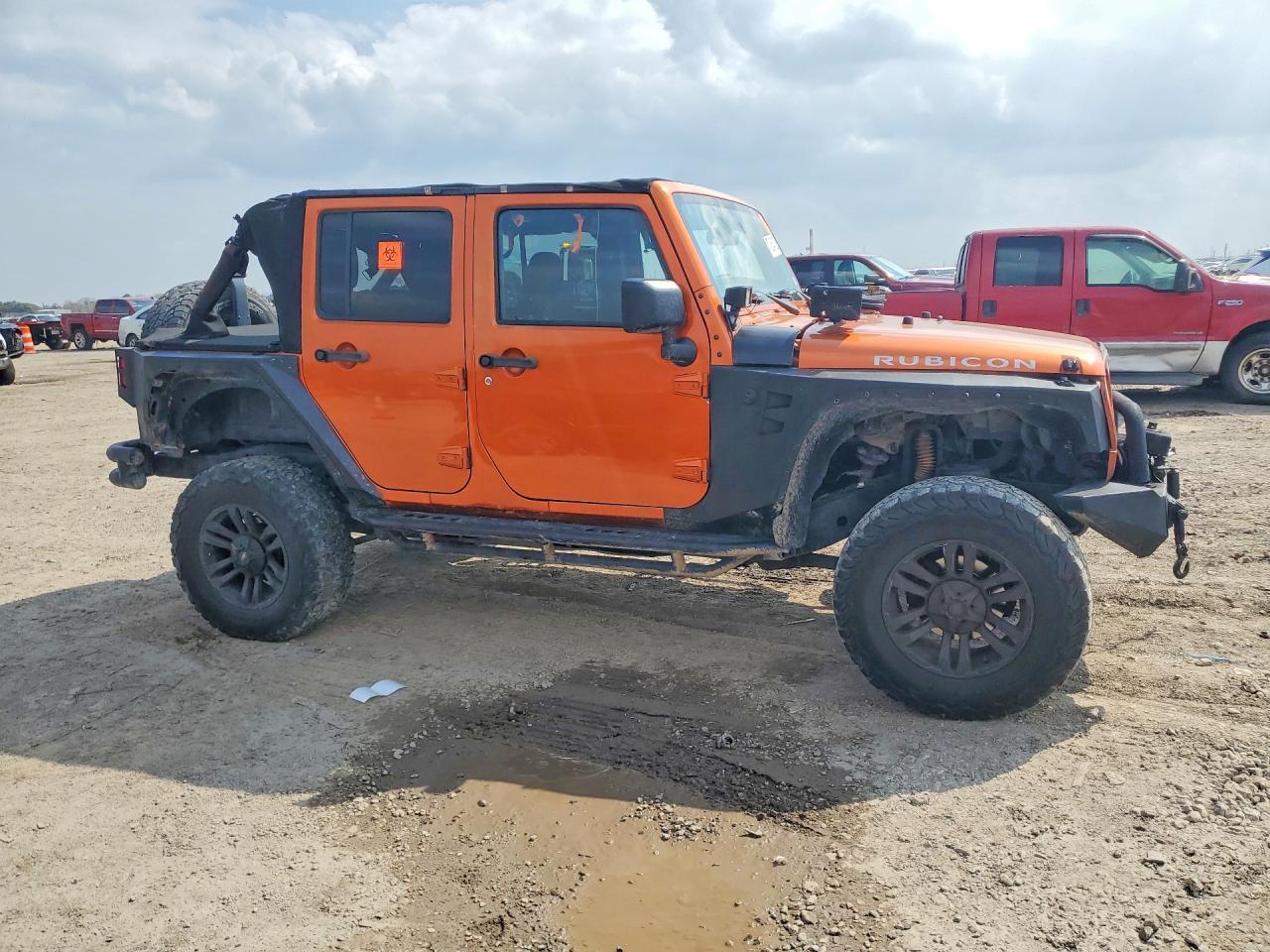 2011 Jeep Wrangler Unlimited Rubicon - Фото 4
