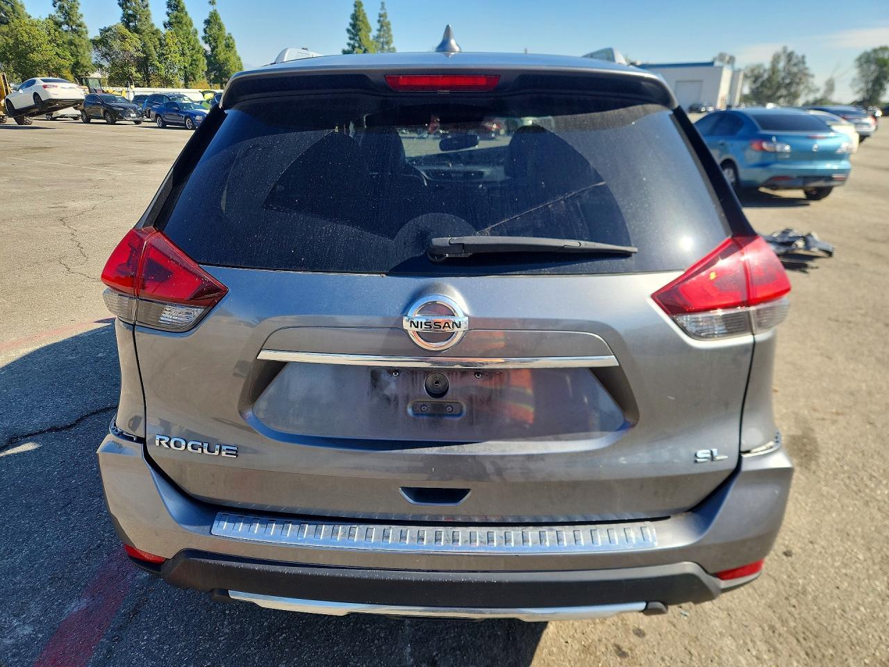 2018 Nissan Rogue S - Image 6