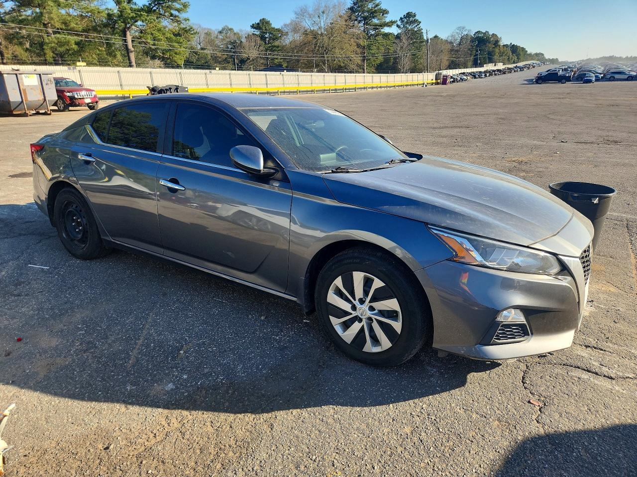 2020 Nissan Altima S - Фото 4