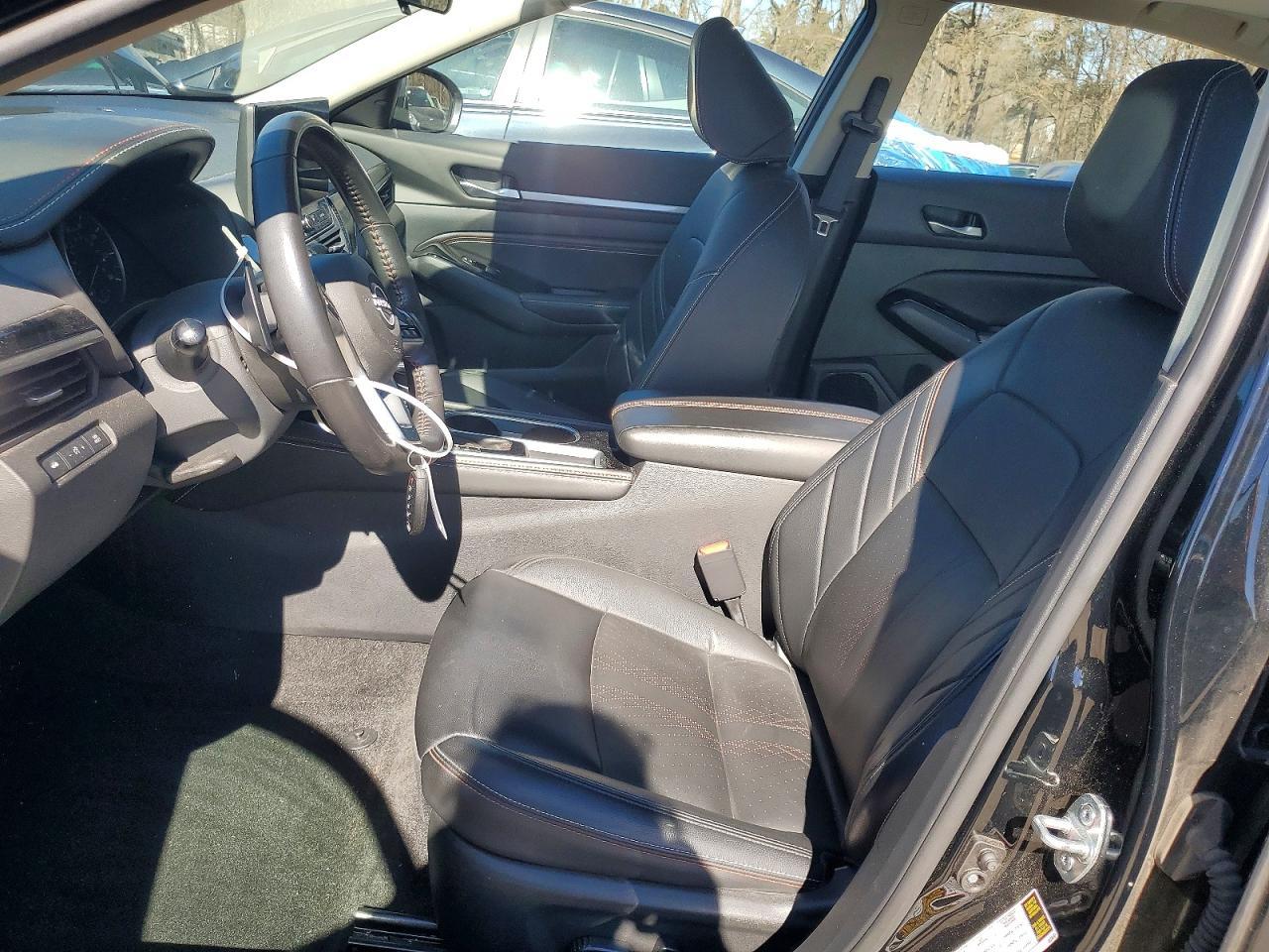 2023 Nissan Altima Sr - Image 7