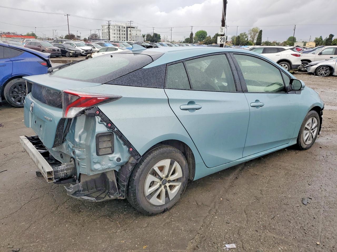 2016 Toyota Prius - Image 3