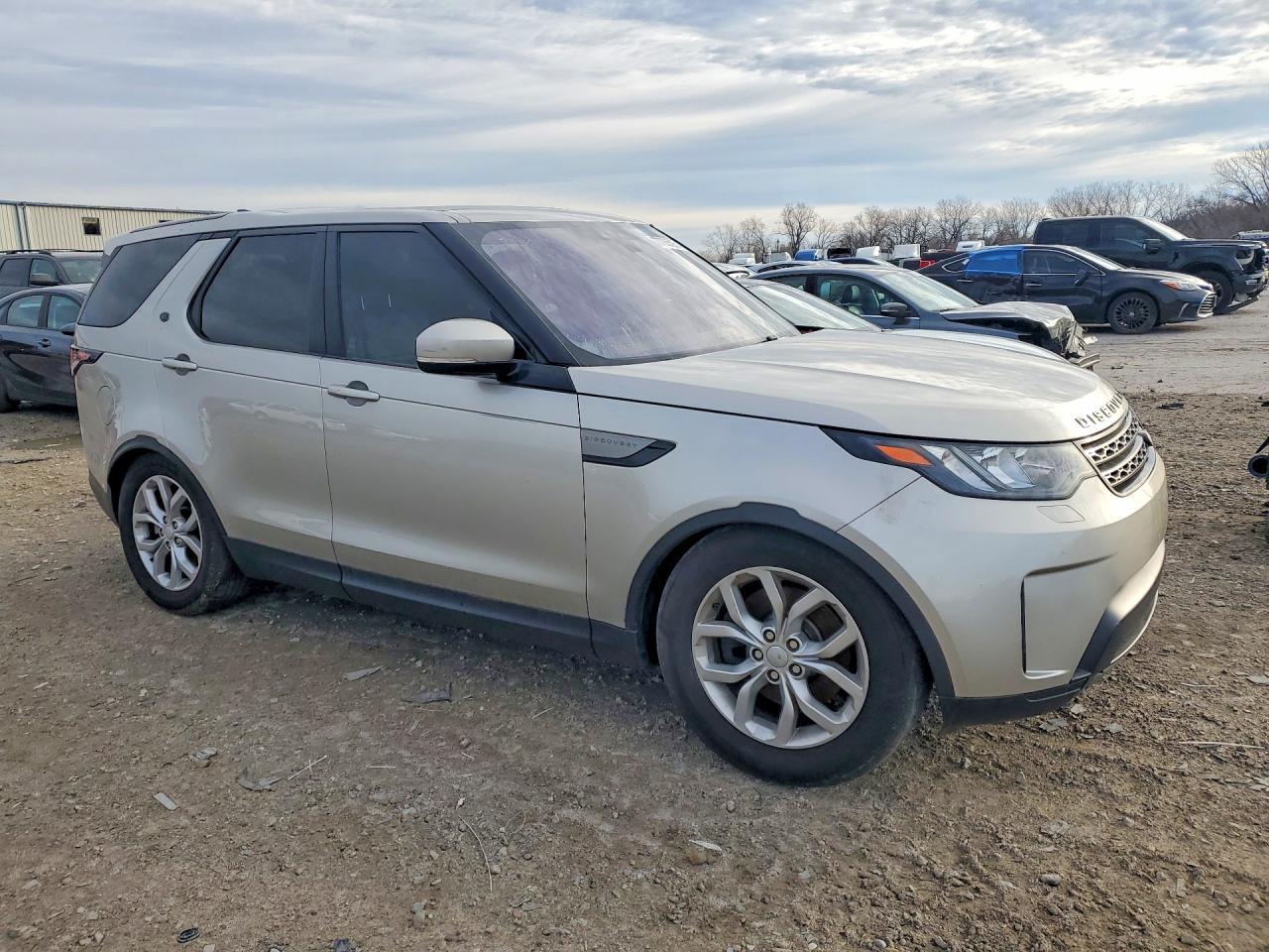 2017 Land Rover Discovery Se - Фото 4