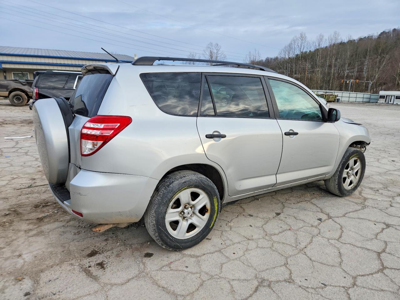 2011 Toyota Rav4 - Фото 3