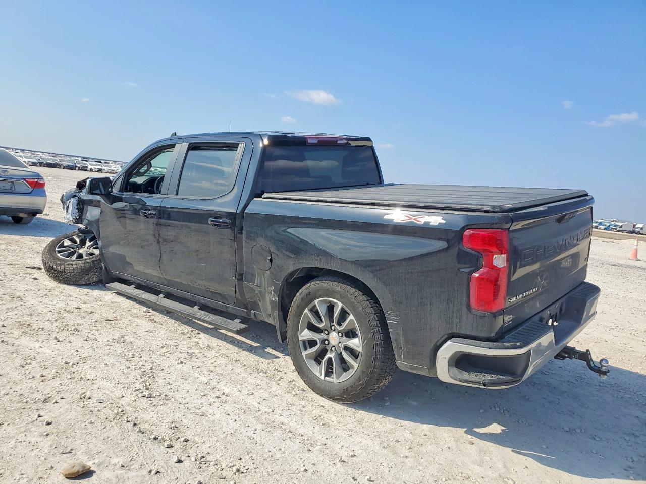 2025 Chevrolet Silverado K1500 Lt-L - Image 2