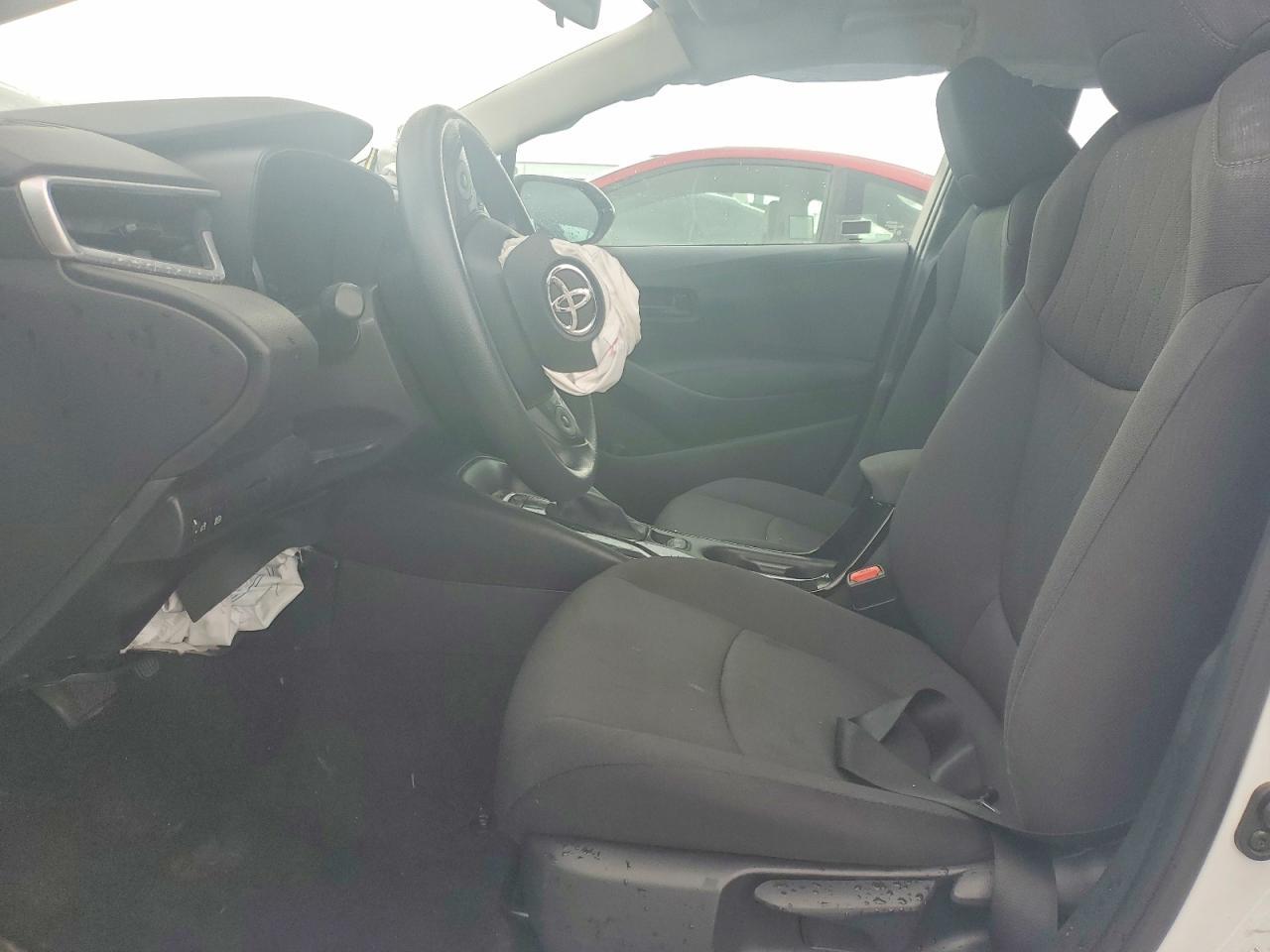 2022 Toyota Corolla Le - Image 7