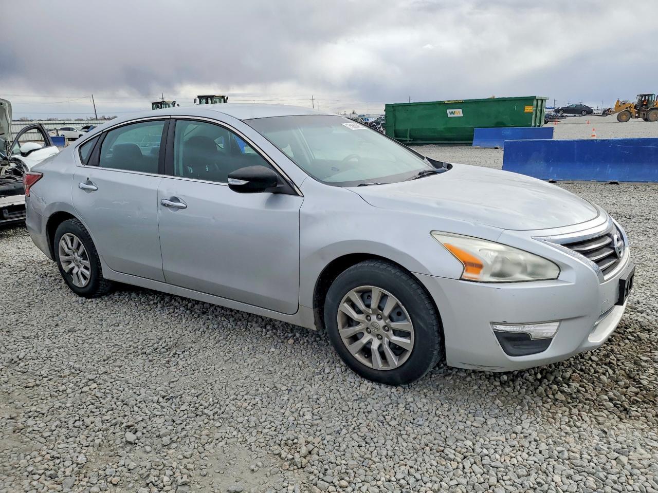2015 Nissan Altima 2.5 - Фото 4