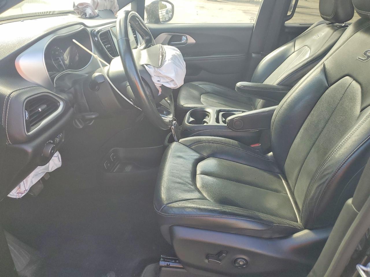 2021 Chrysler Pacifica Touring L - Фото 7