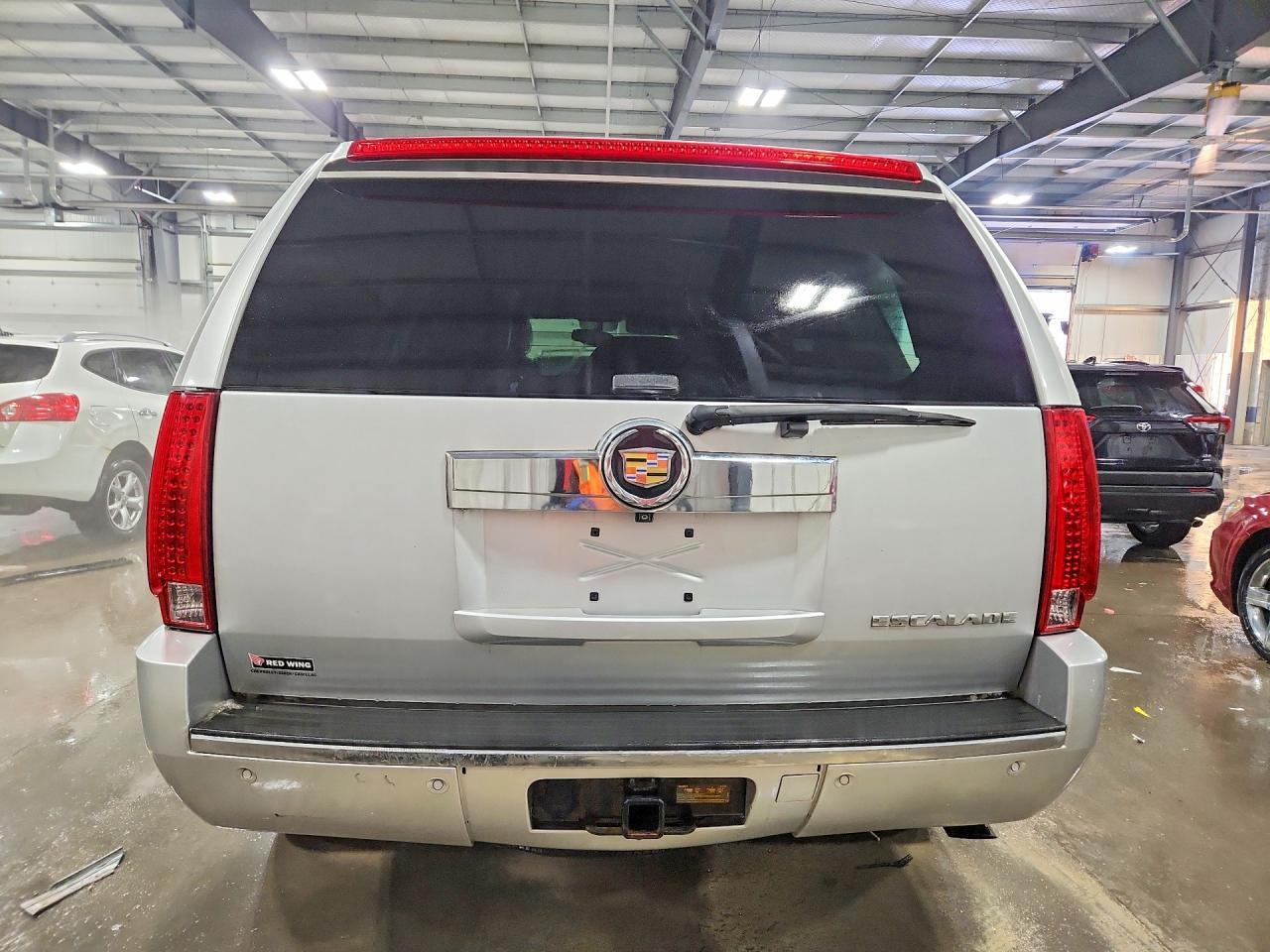 2013 Cadillac Escalade Luxury - Фото 6