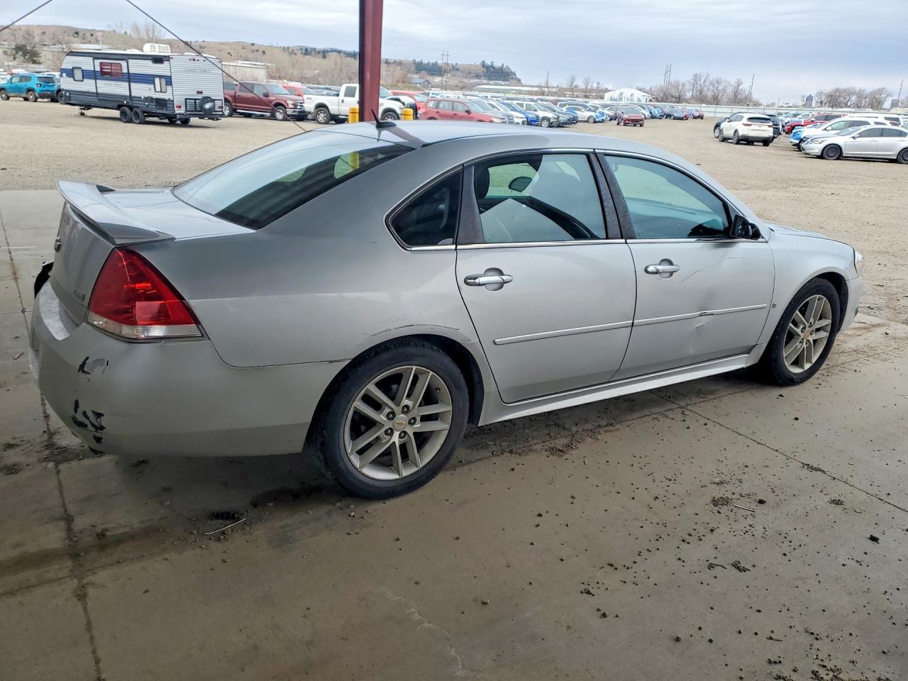 2009 Chevrolet Impala Ltz - Image 3