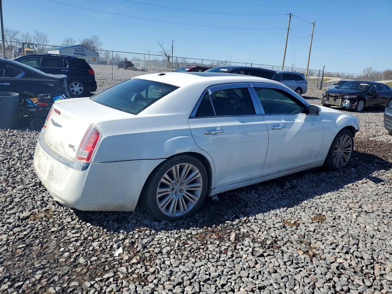 2011 Chrysler 300C - Image 3