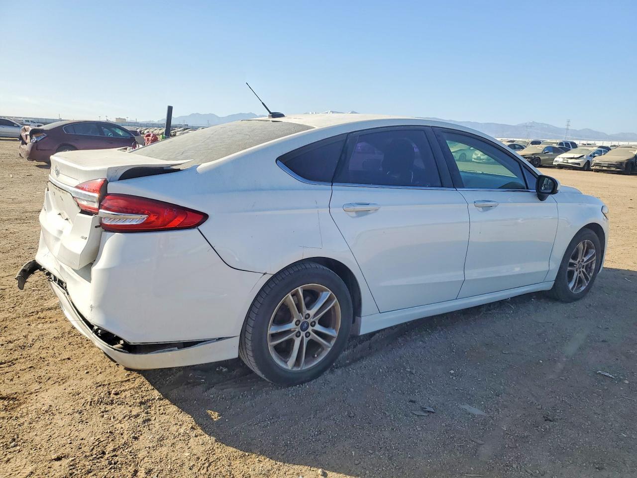 2018 Ford Fusion Se - Image 3