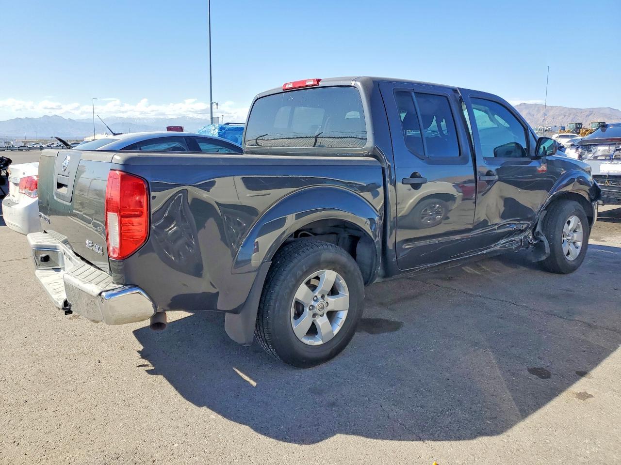 2010 Nissan Frontier Crew Cab Se - Фото 3