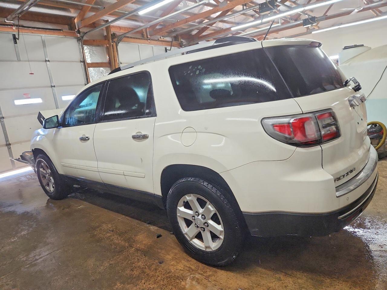 2013 GMC Acadia Sle - Image 2