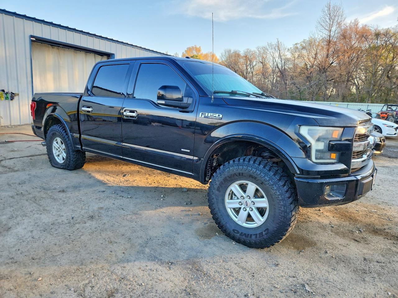 2016 Ford F150 Supercrew - Image 4