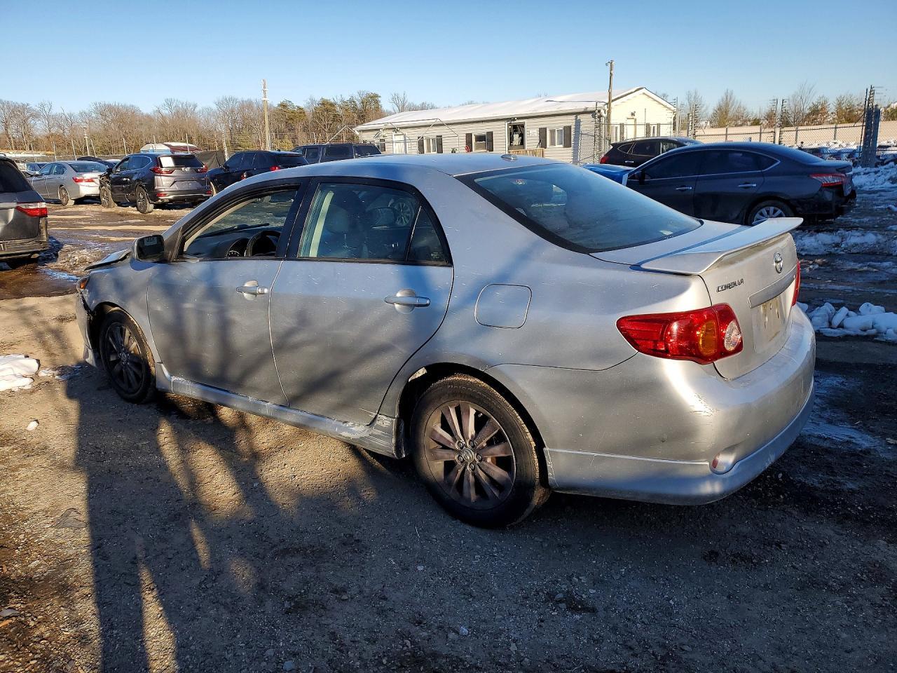 2009 Toyota Corolla Base - Фото 2