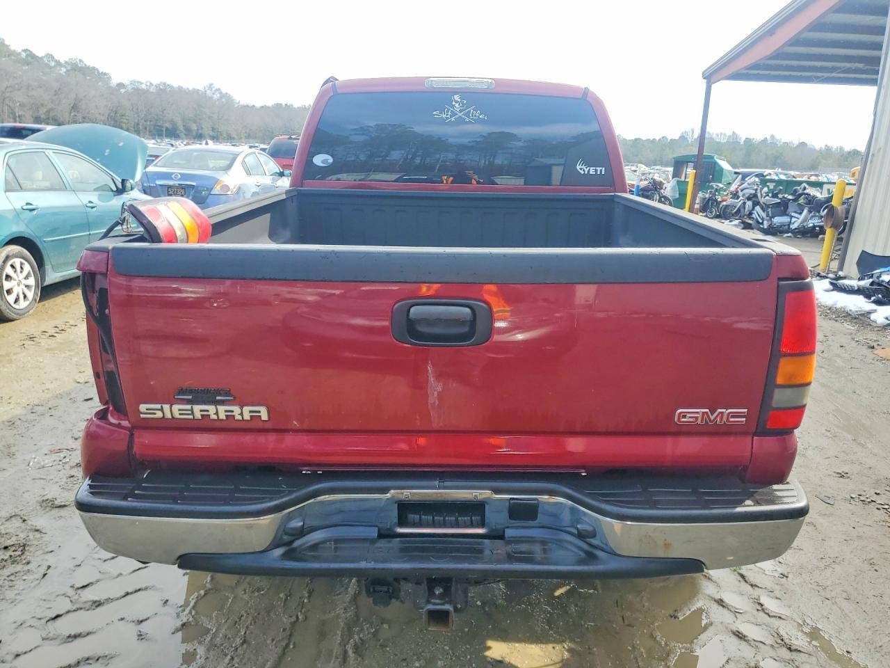 2007 GMC New Sierra K1500 Classic - Image 6