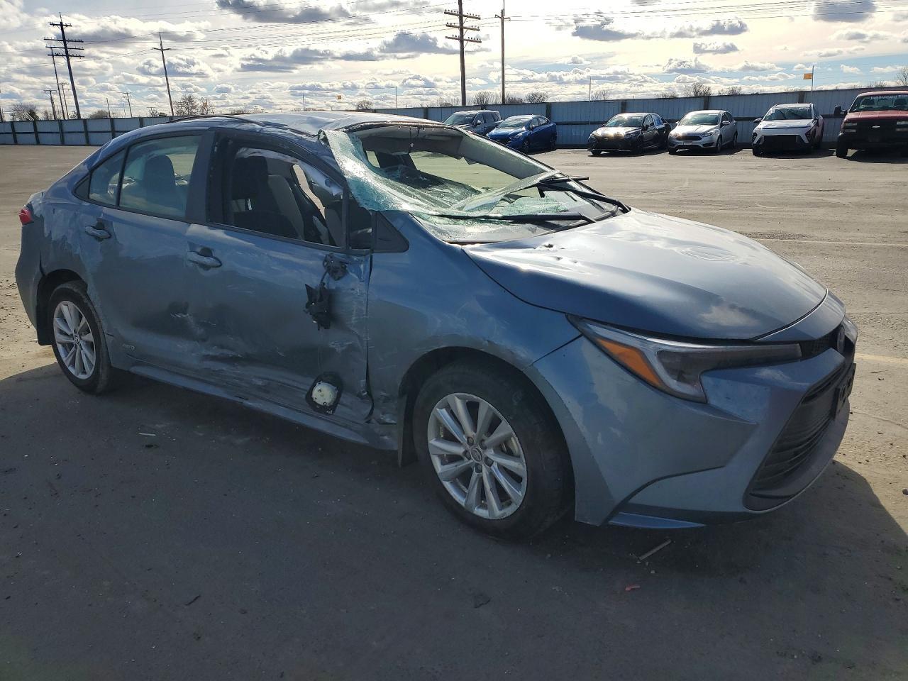 2025 Toyota Corolla Le - Image 4