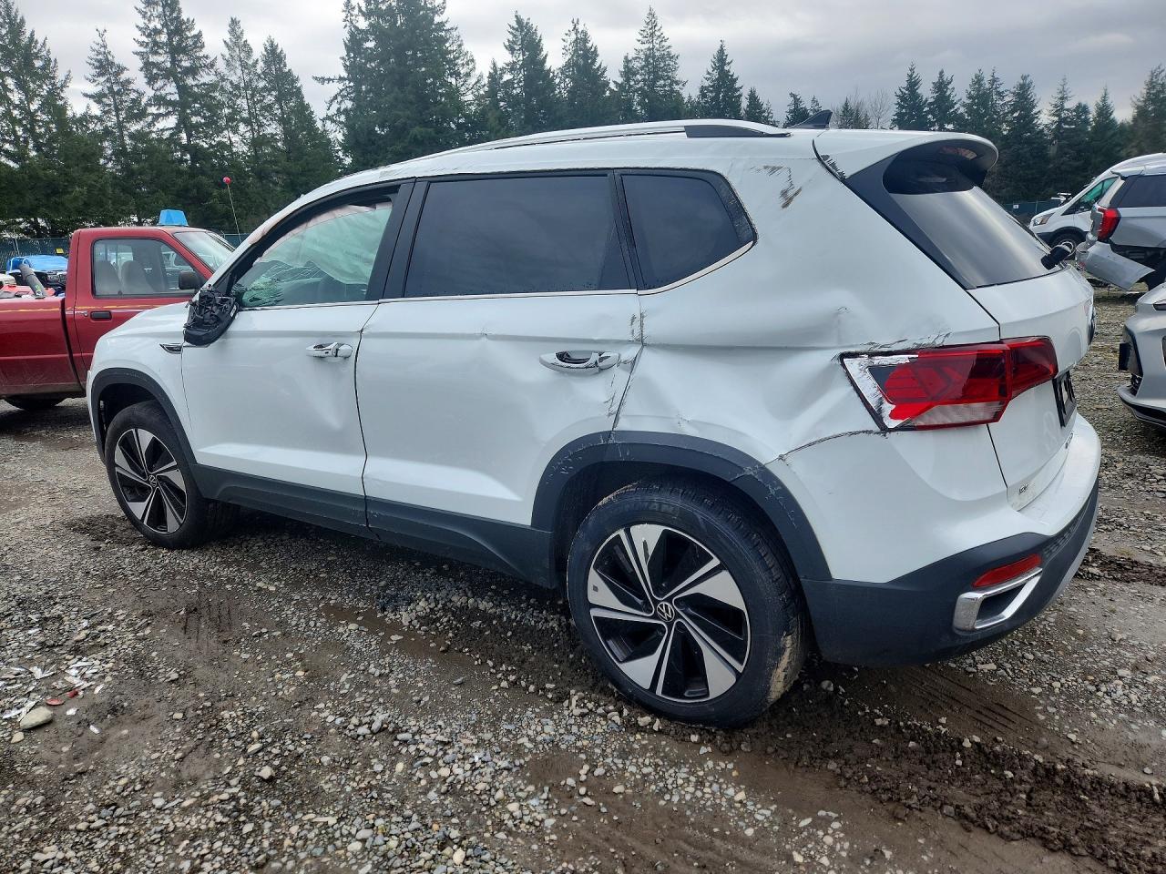 2024 Volkswagen Taos Se - Фото 2