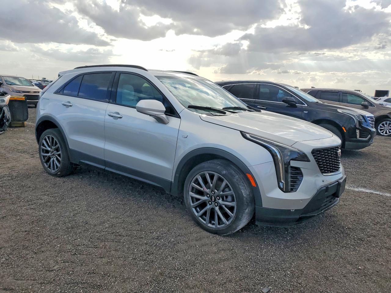 2020 Cadillac Xt4 Sport - Фото 4