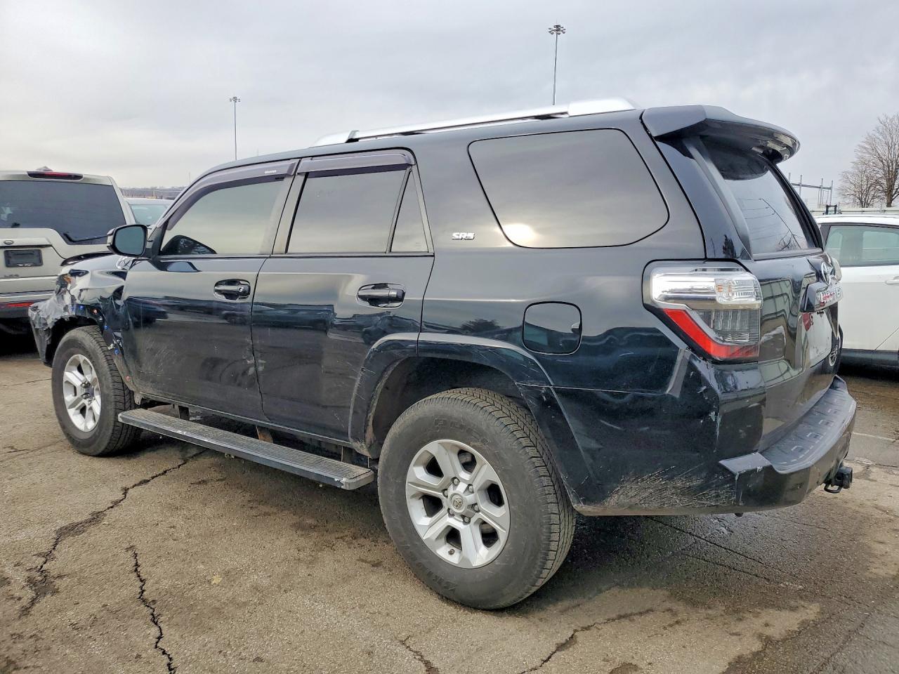 2018 Toyota 4Runner Sr5/Sr5 Premium - Фото 2