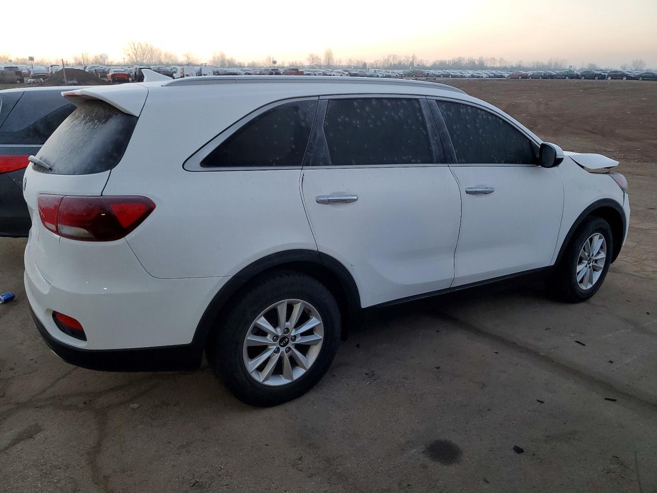 2019 Kia Sorento Lx - Фото 3