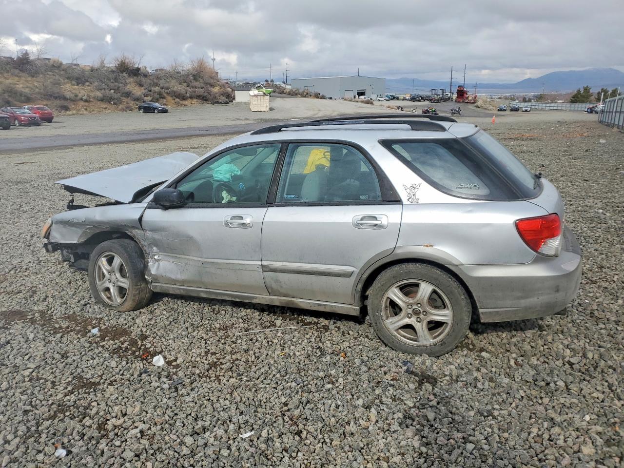 2004 Subaru Impreza Outback Sport - Фото 2