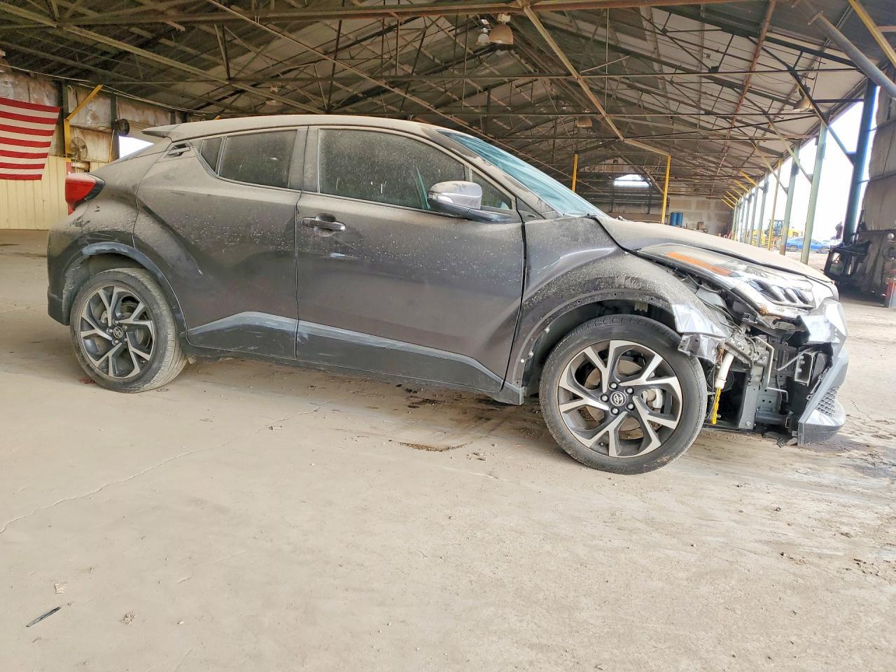 2021 Toyota C-Hr Xle - Фото 4