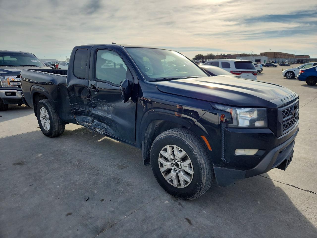 2023 Nissan Frontier S - Image 4