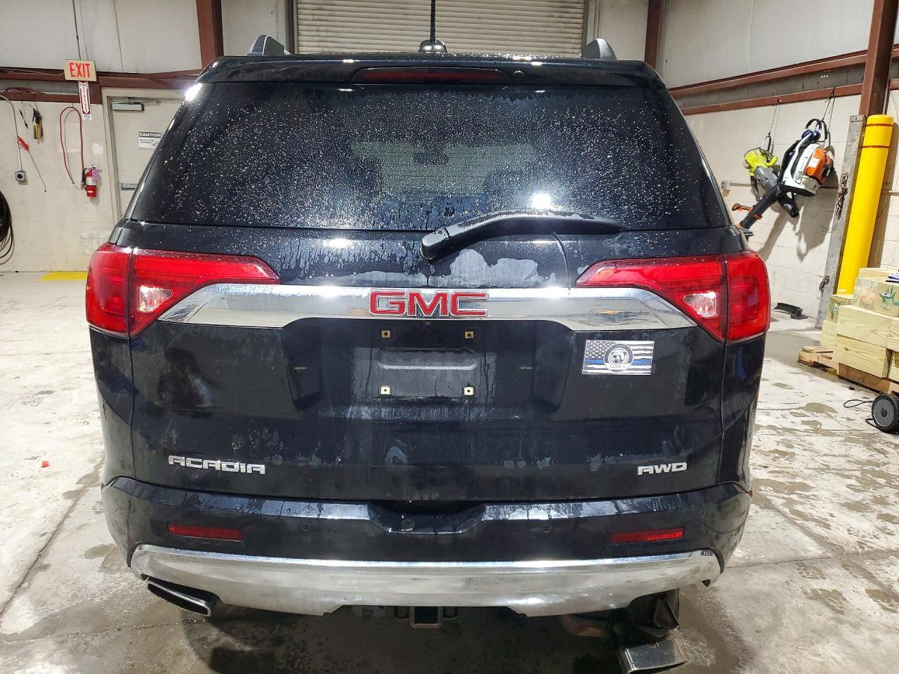 2017 GMC Acadia Denali - Image 6