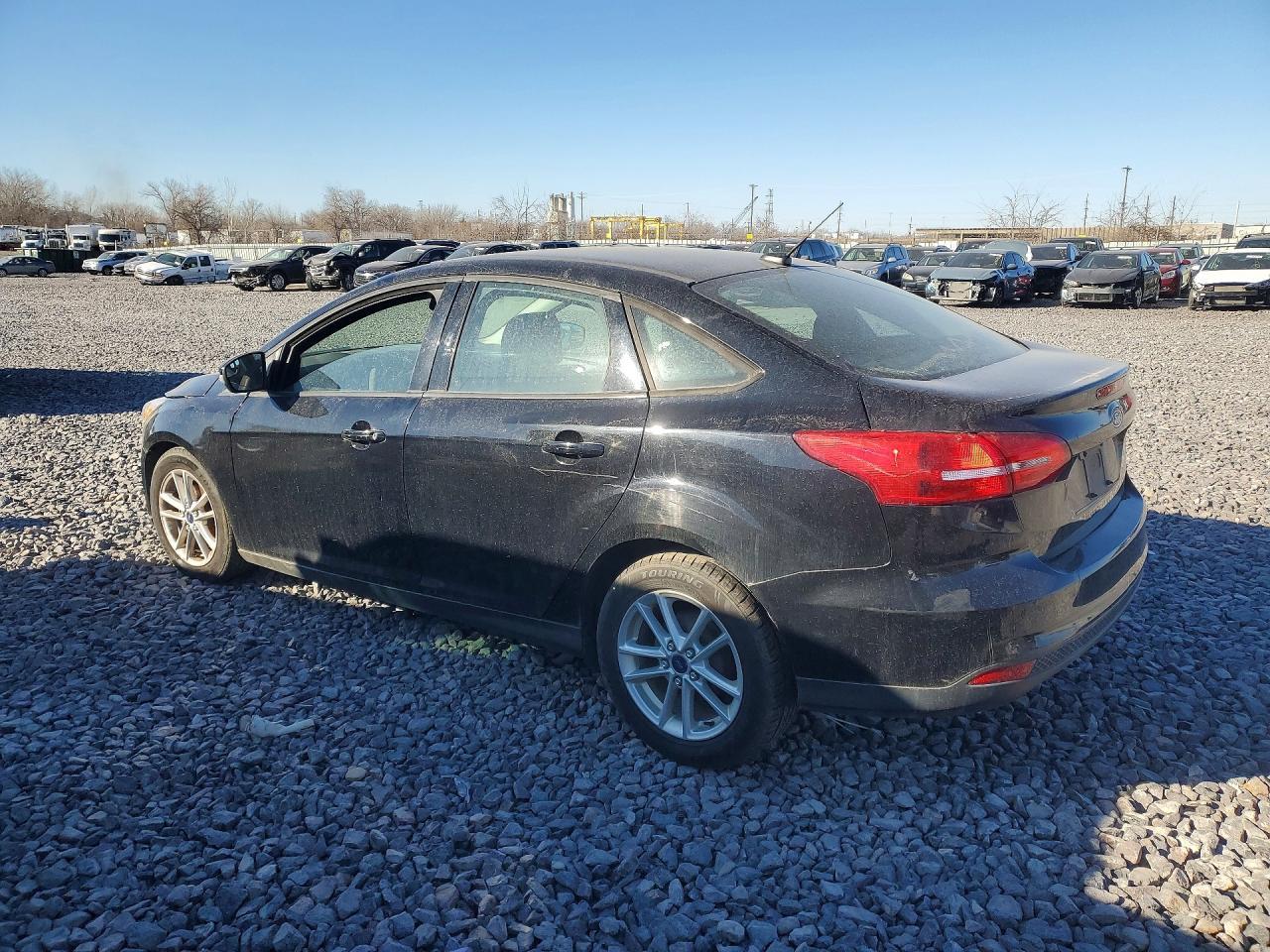 2016 Ford Focus Se - Фото 2