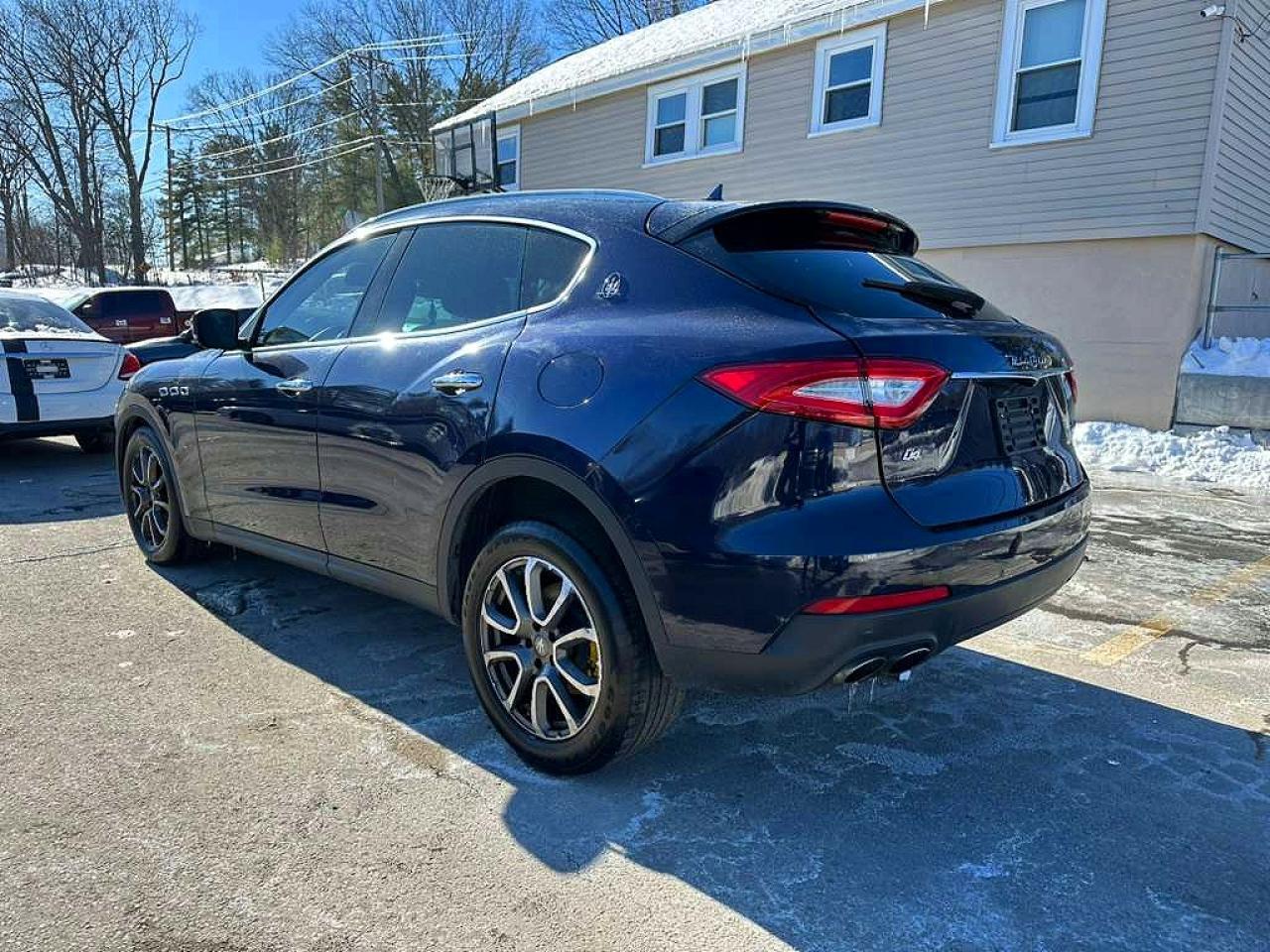 2018 Maserati Levante - Image 2