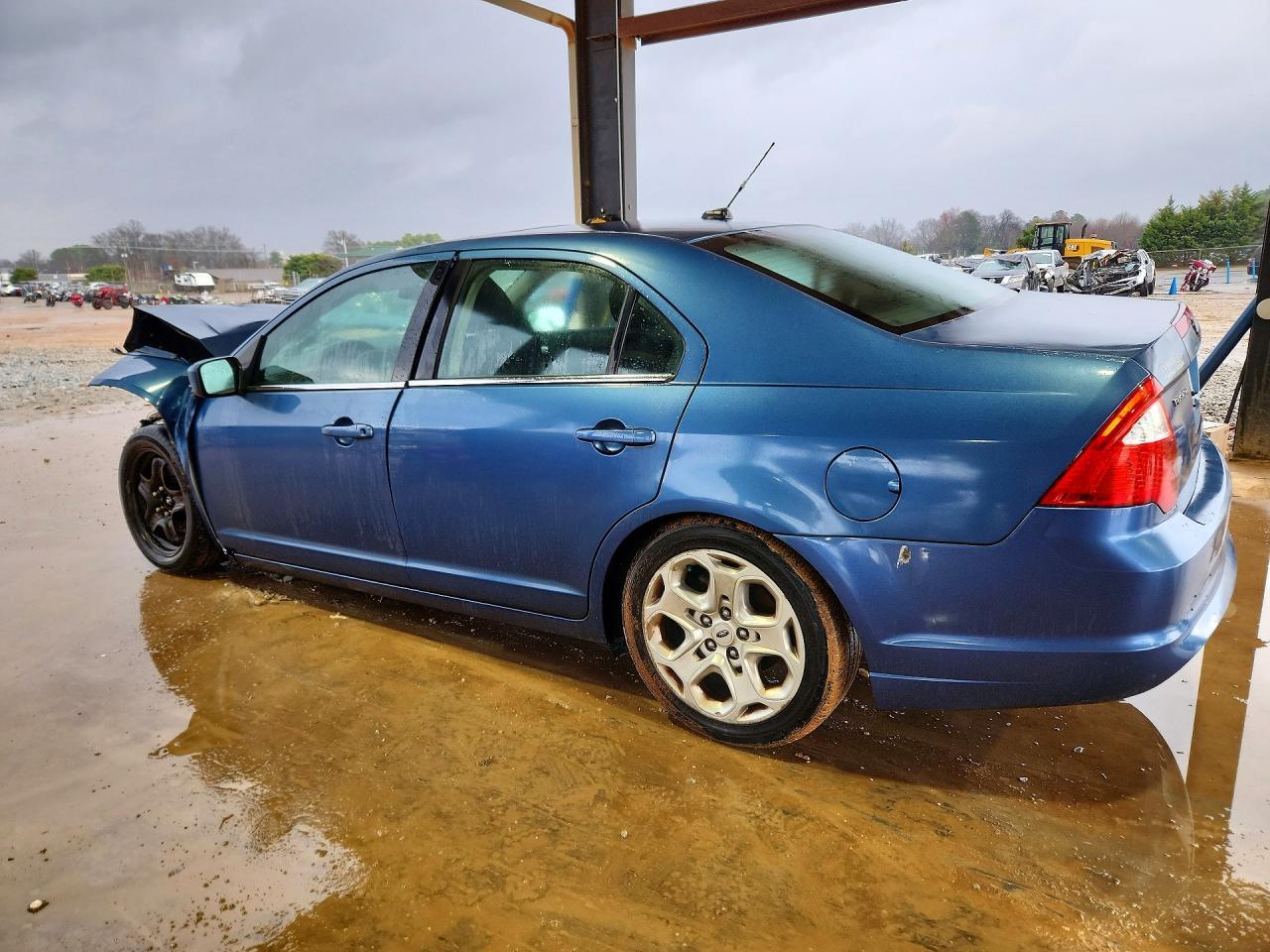 2010 Ford Fusion Se - Image 2