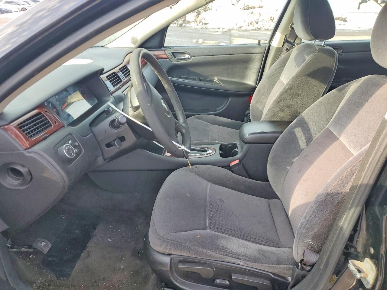 2010 Chevrolet Impala Ls - Фото 7