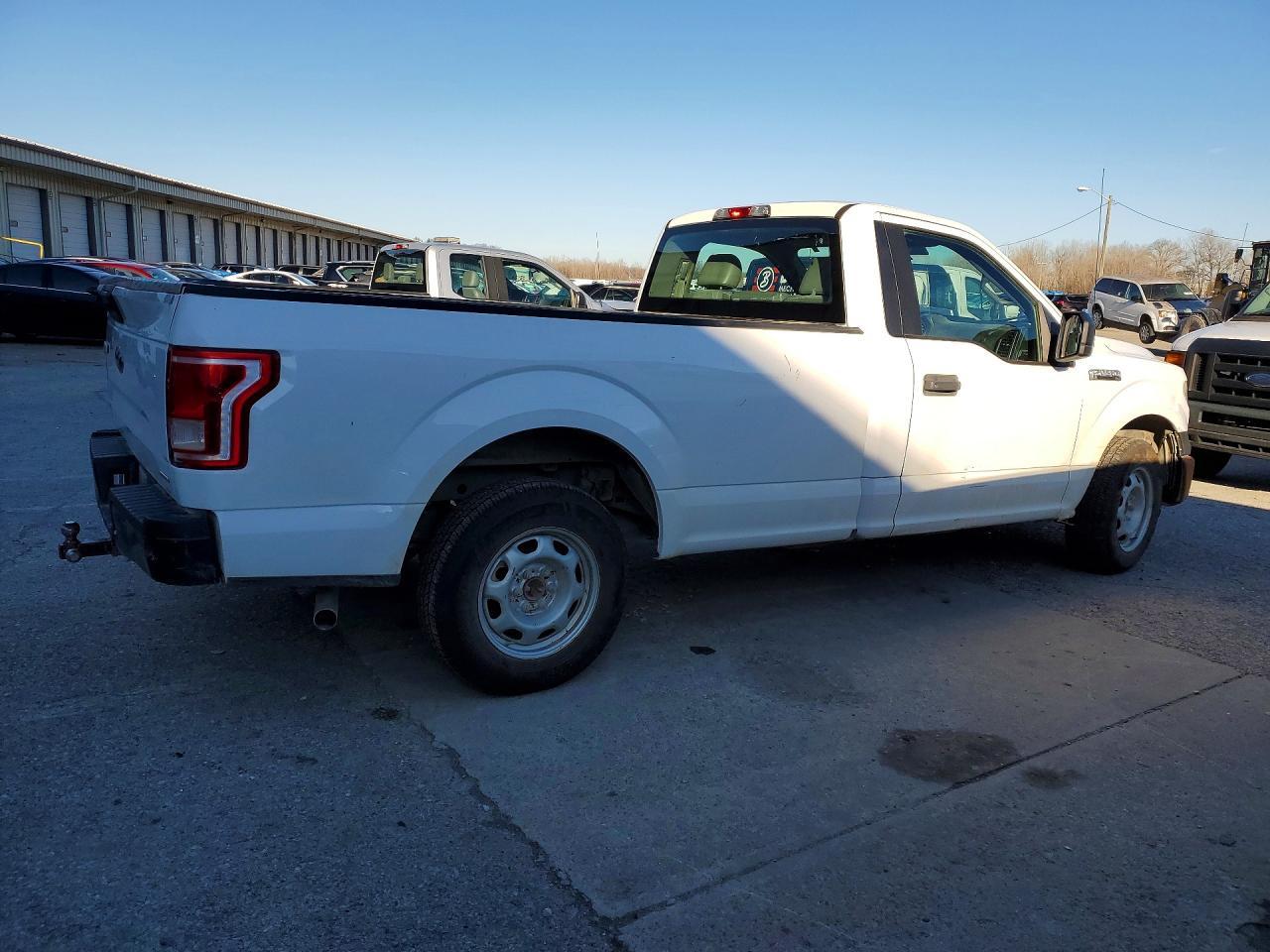 2016 Ford F150 - Фото 3