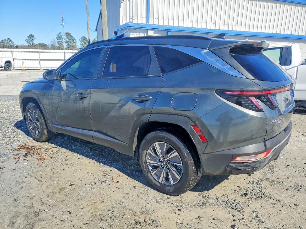 2022 Hyundai Tucson Hybrid Blue - Image 2