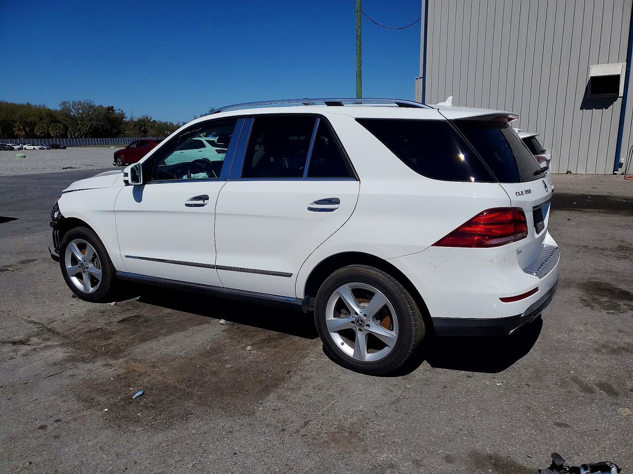 2017 Mercedes-Benz Gle 350 4Matic - Фото 2