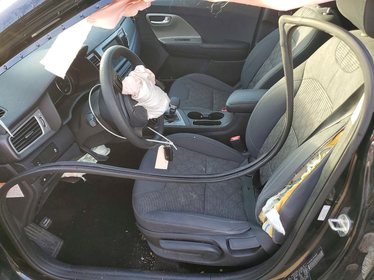 2017 Kia Niro Lx - Фото 7