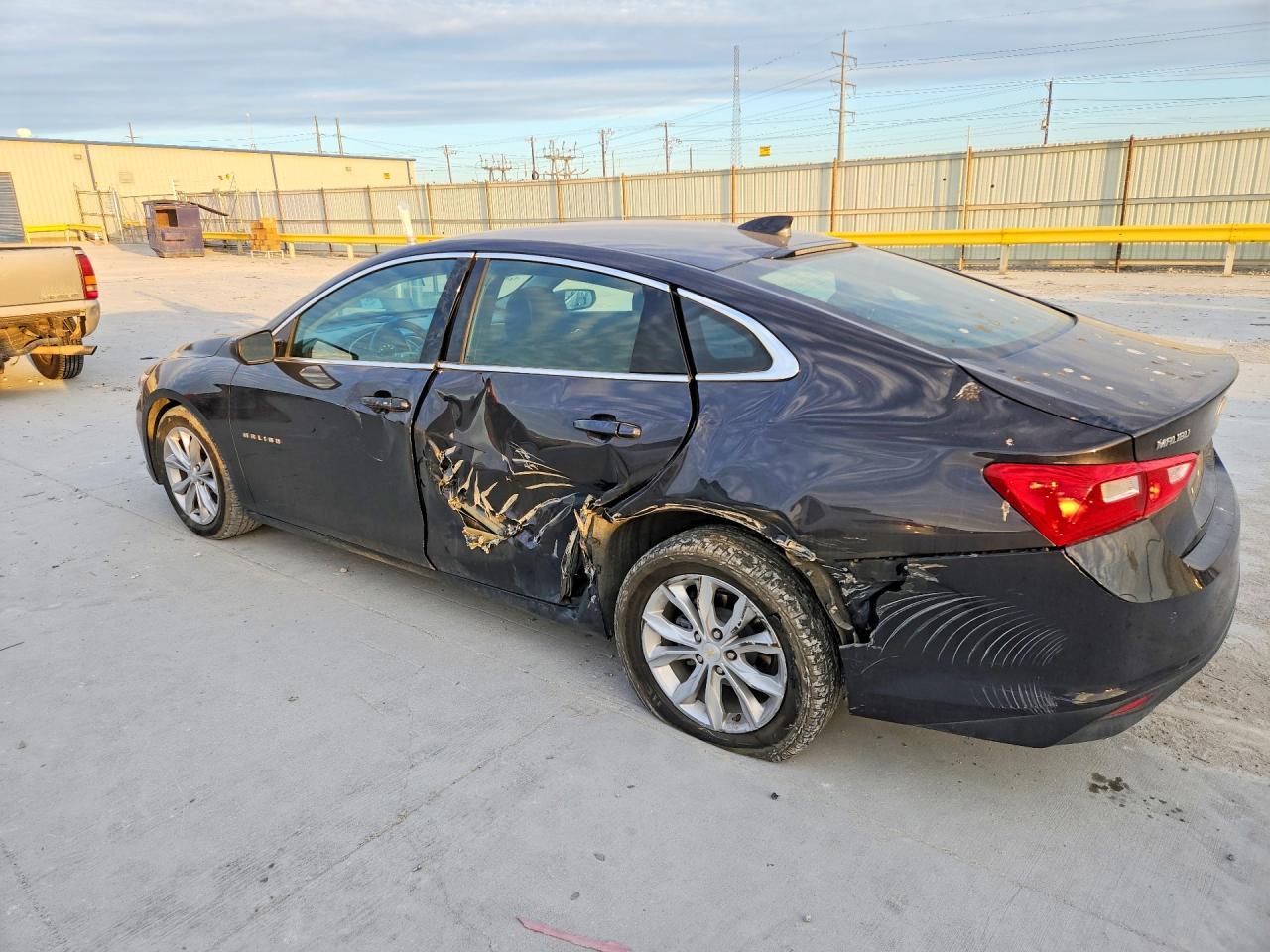 2023 Chevrolet Malibu Lt - Фото 2