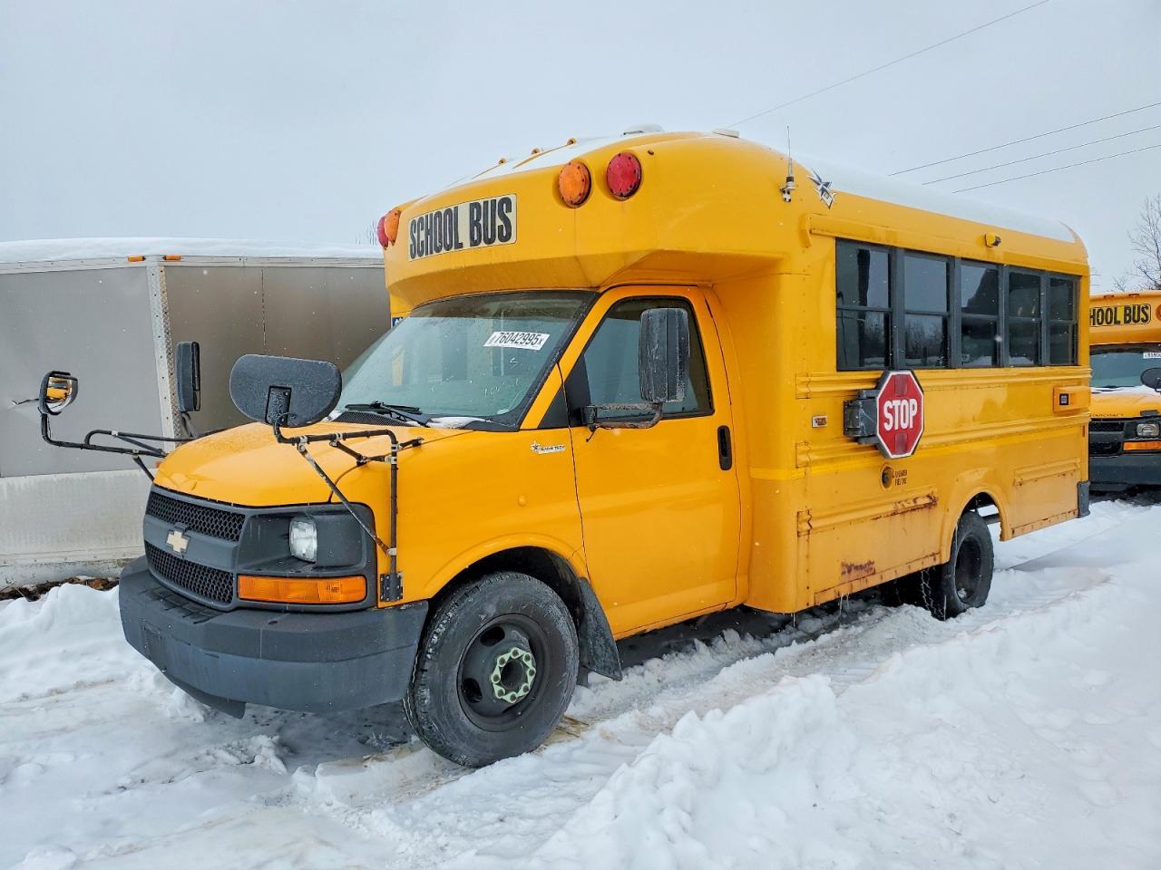 2015 Thomas Minotour G3500 - School Bus - Image 2