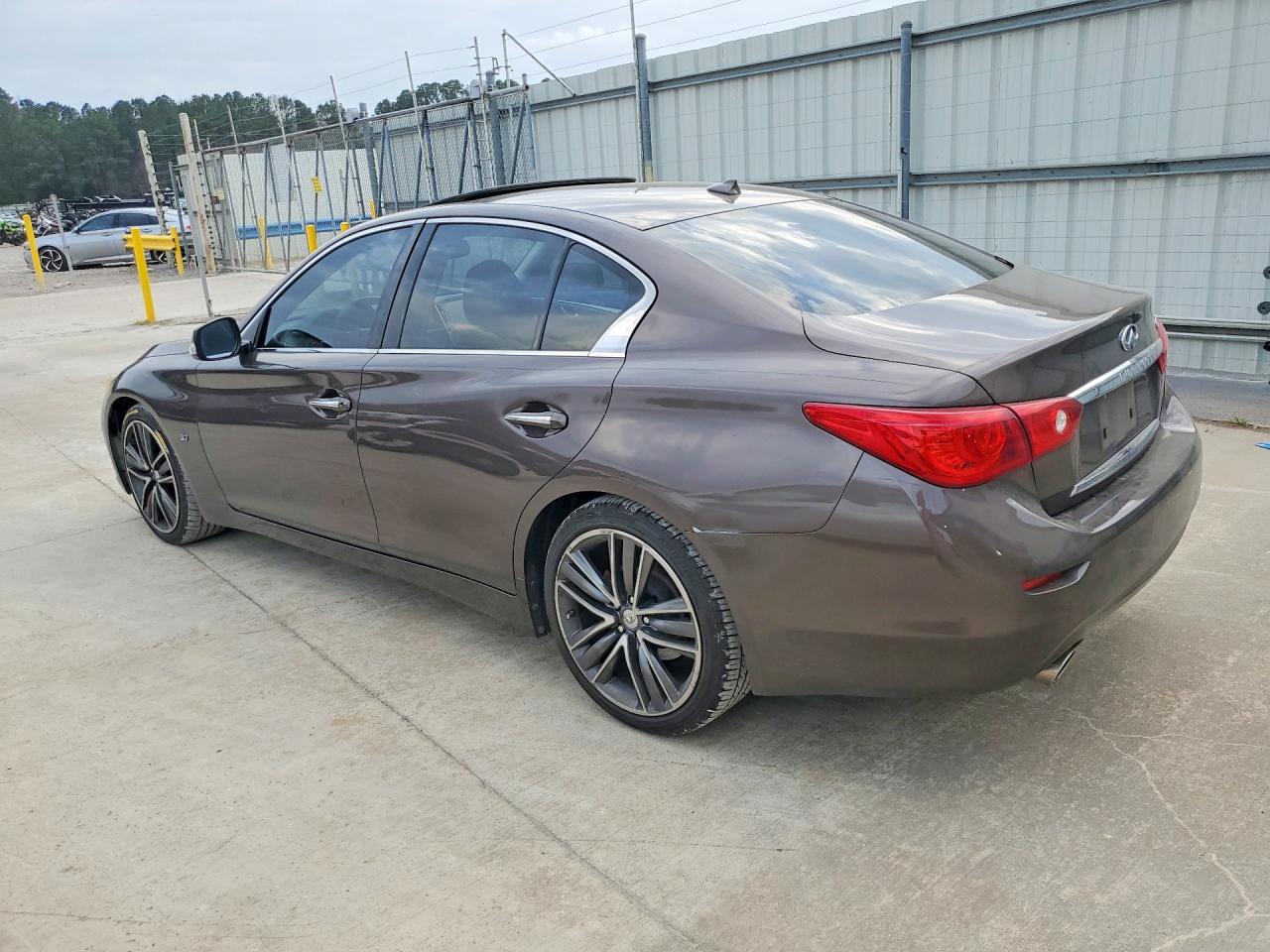 2014 Infiniti Q50 Base - Image 2