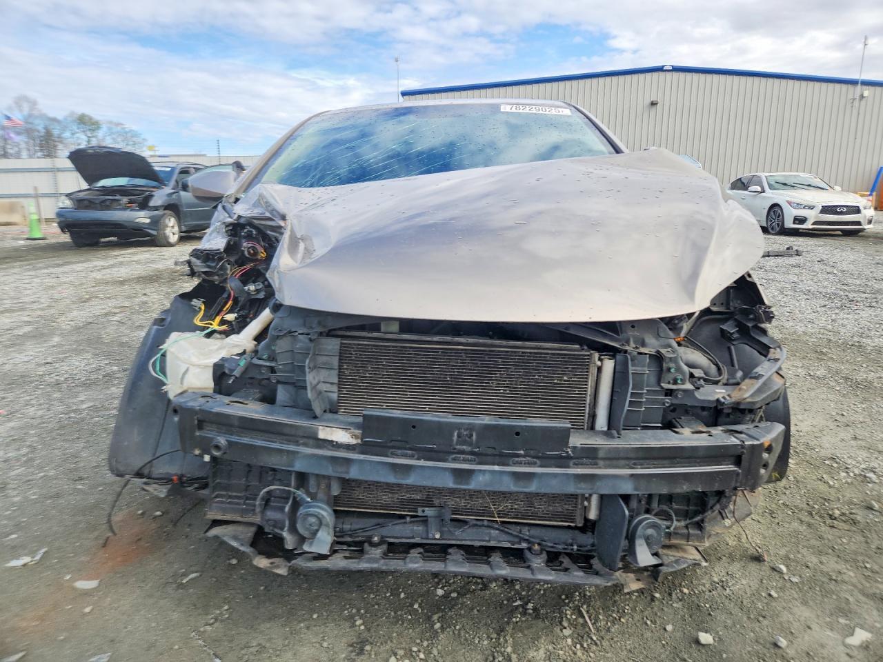 2013 Hyundai Elantra - Фото 5