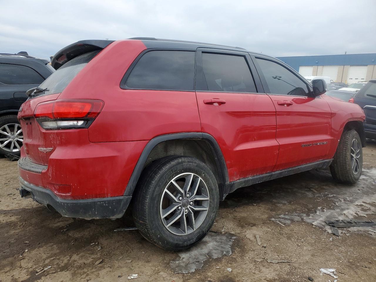 2018 Jeep Grand Cherokee Trailhawk - Фото 3