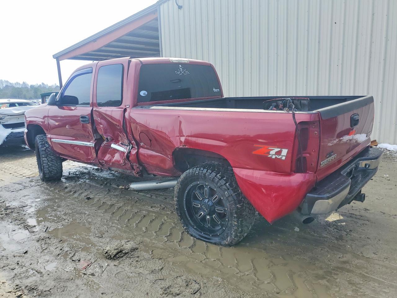 2007 GMC New Sierra K1500 Classic - Image 2