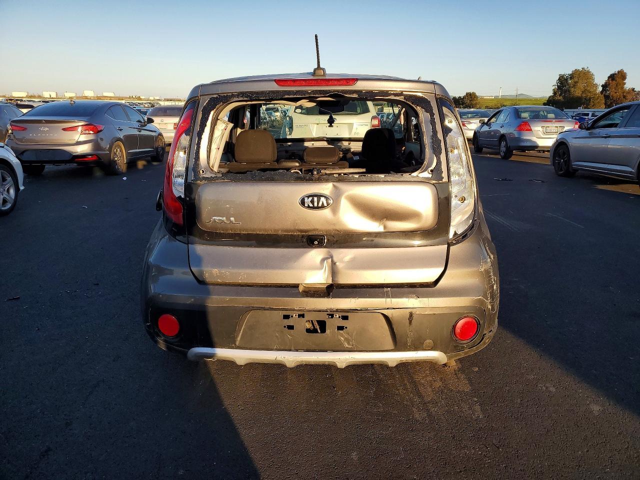 2018 Kia Soul + - Фото 7